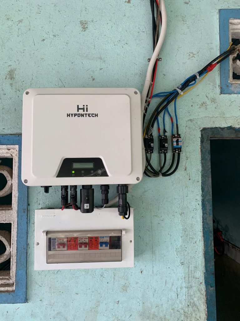 Hệ 8kW điện năng lượng mặt trời bám tải