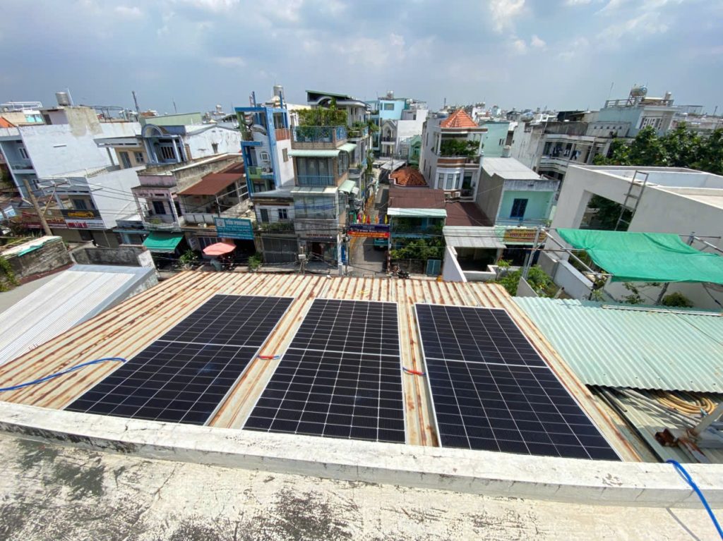 Hệ thống điện năng lượng mặt trời hoà lưới bám tải 1 pha 5kW