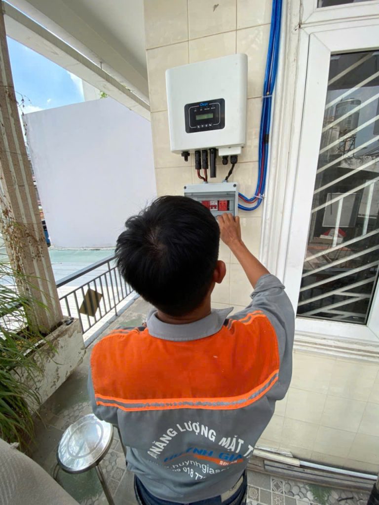 Hệ thống điện năng lượng mặt trời hoà lưới bám tải 1 pha 5kW